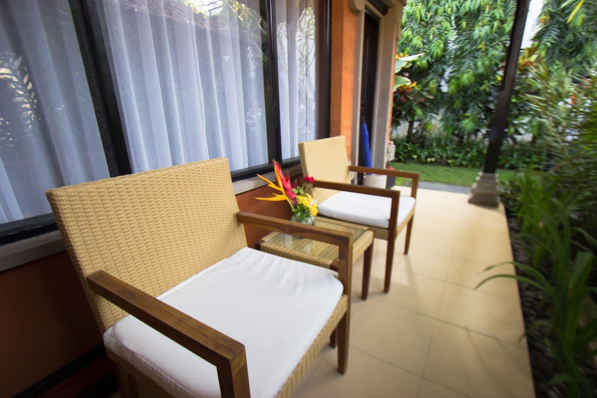 Natya Hotel Tanah Lot Selemadeg Kültér fotó